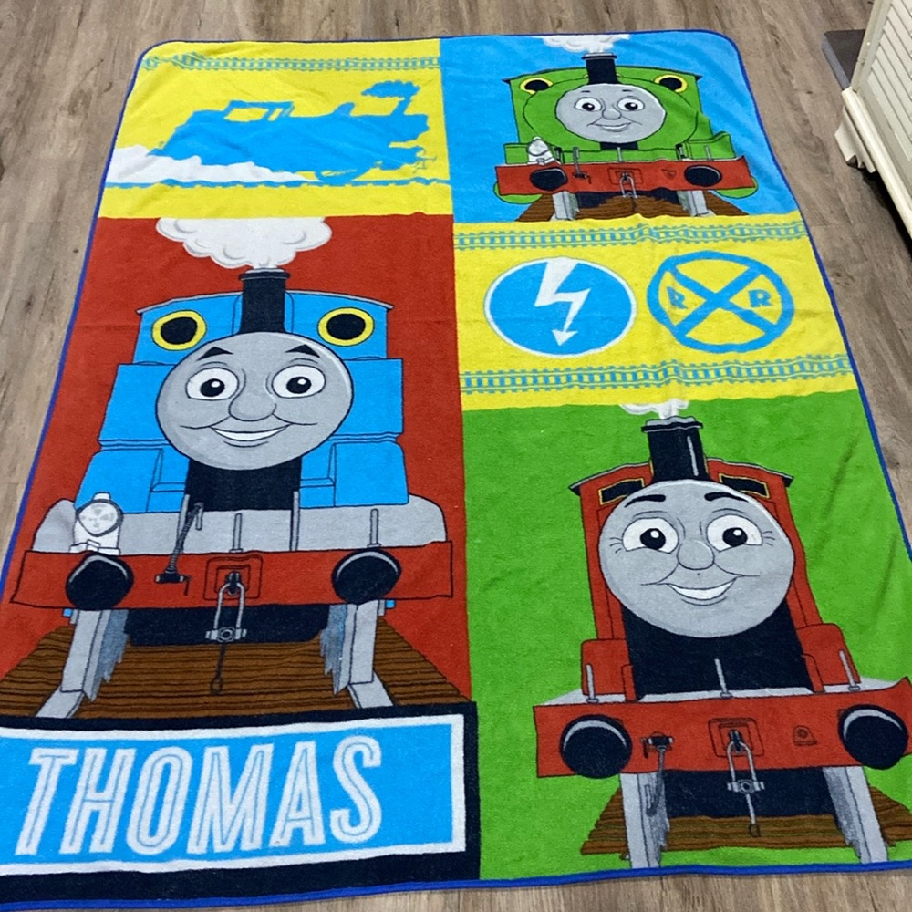 Thomas the tank engine twin size blanket (lightweight fleece)